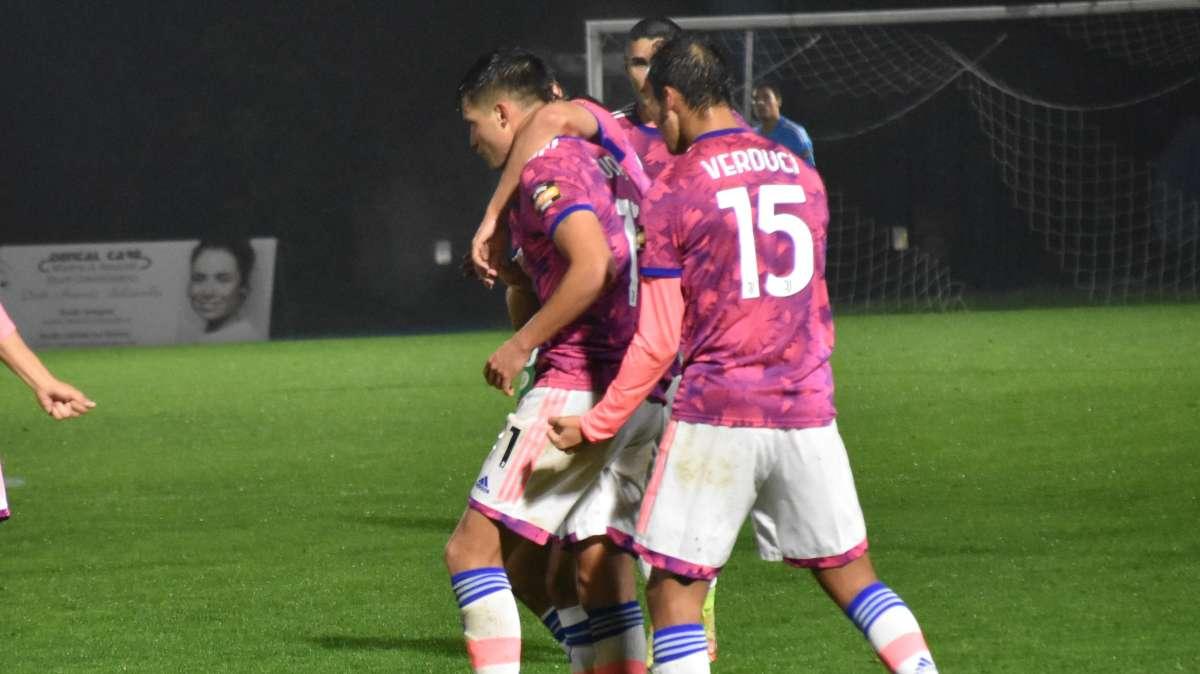 Juve NG, Huijsen: "Qui per imparare, tra i pro gioco più fisico e veloce"