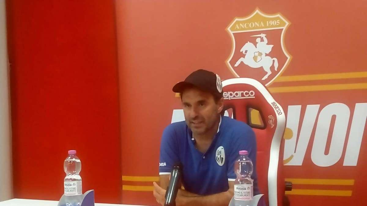 Siena, Pagliuca: "Partita difficile, pensare alla classifica porta stress"