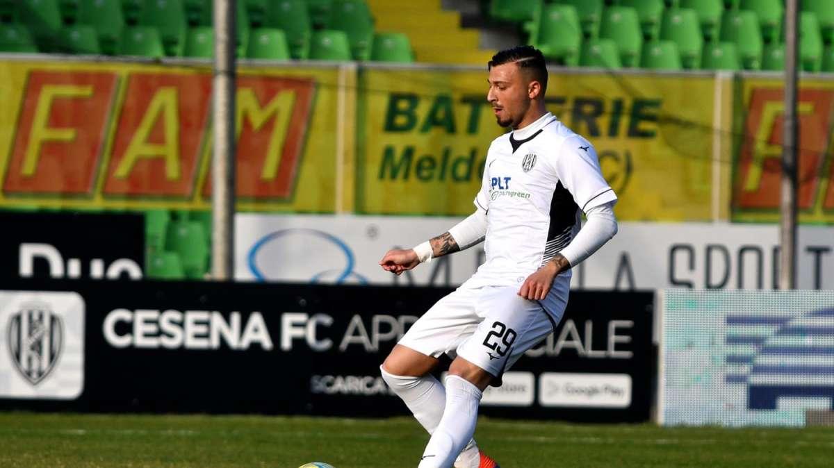 Casertana, obiettivo De Santis del Taranto per la difesa