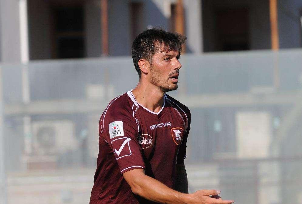 Salernitana, confermato il difensore Rinaldi