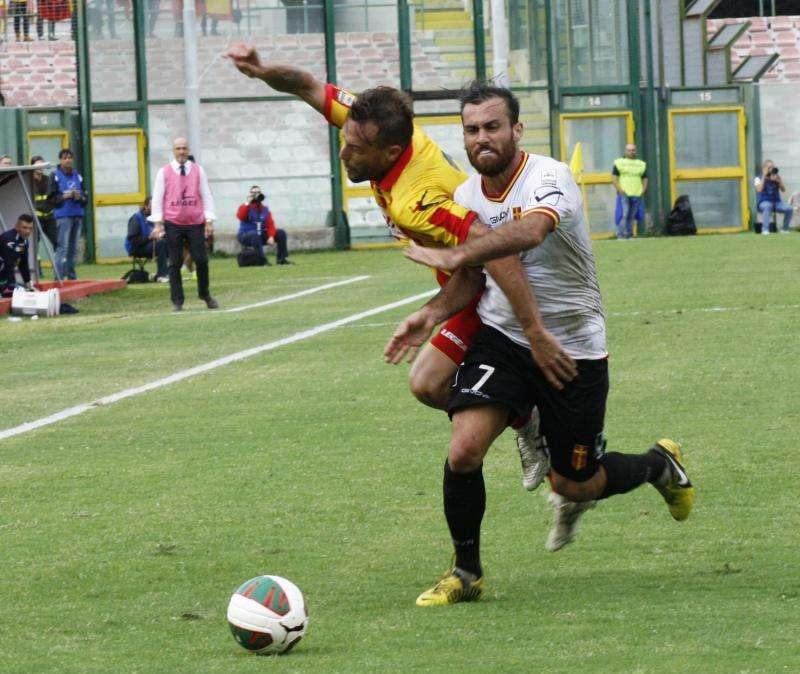 Cremonese, il club cerca una punta ma c'è concorrenza