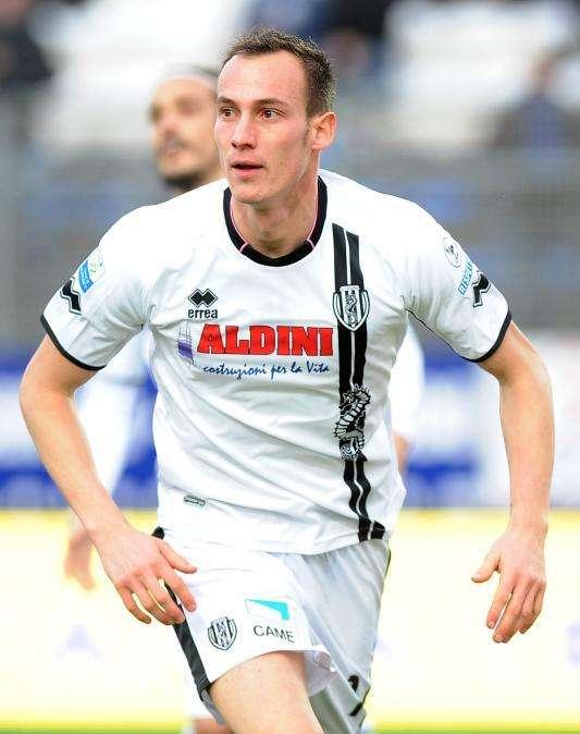 Parma, sfuma l'arrivo di un difensore