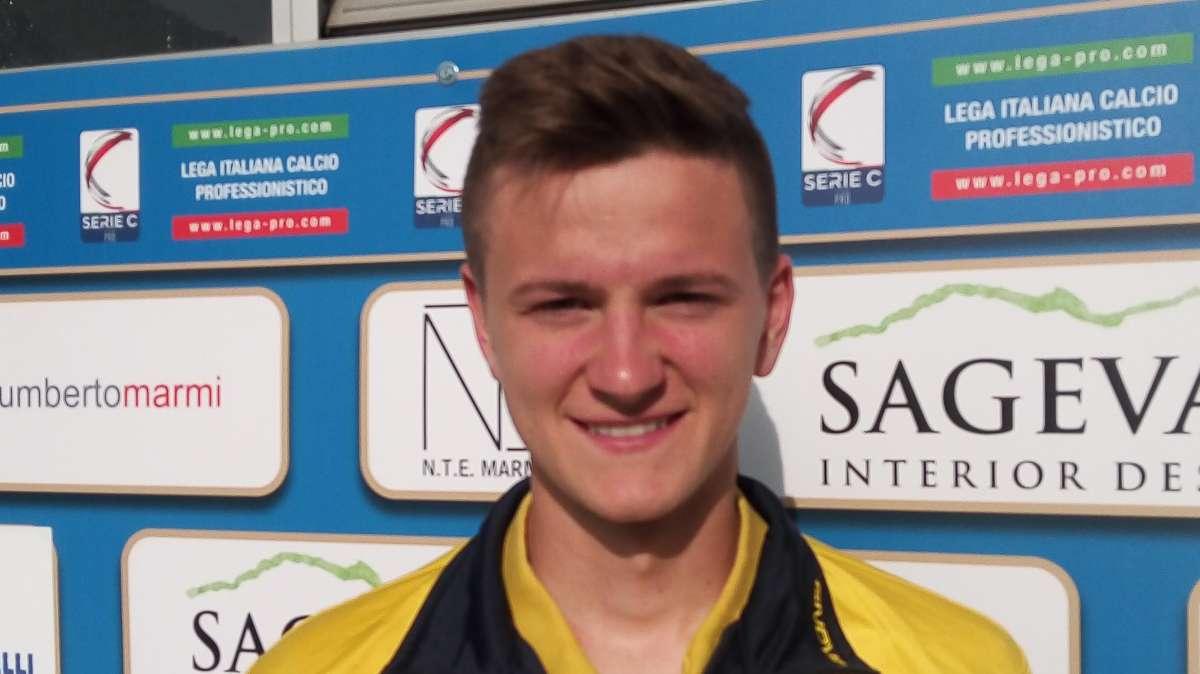 Carrarese, gli occhi della B su Battistella: c'è il Frosinone