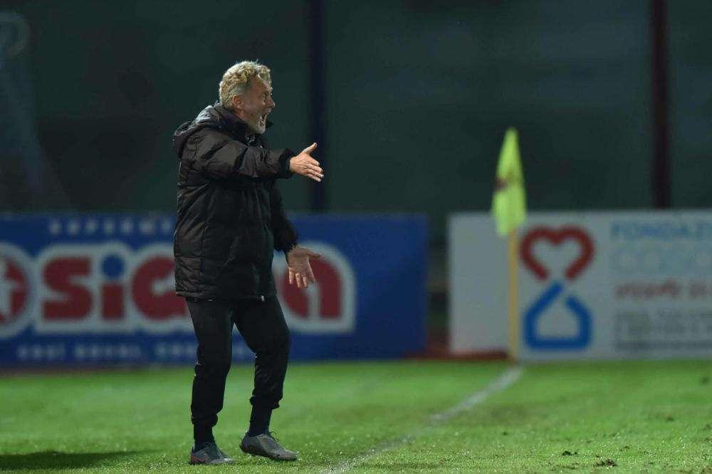 Pochesci: "Fino alla fine, senza paura". Resta a Bisceglie?
