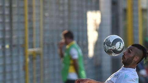 Juve Stabia, il mancino può arrivare dalla B: piace Iapichino del Livorno