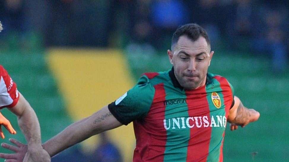Ternana, Vantaggiato: "Scommessa con Zampagna, ora paghi pegno"