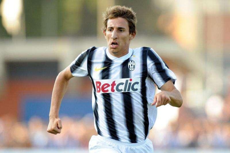 Lecce, è quasi fatta per un terzino della Juventus