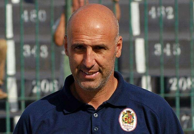 Prato, fiducia in mister Esposito