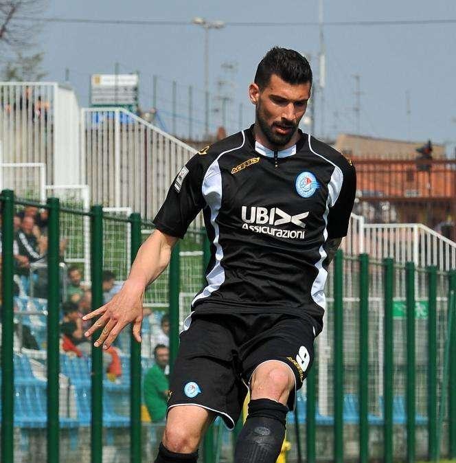 NOTIZIA TC - V.Verona, asta per Momentè: interessa anche in Portogallo