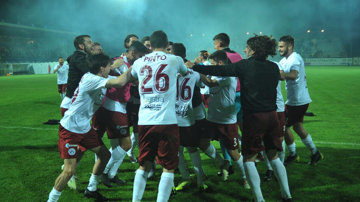 Arezzo, Pattarello è incedibile: ma la Serie B pronta a bussare