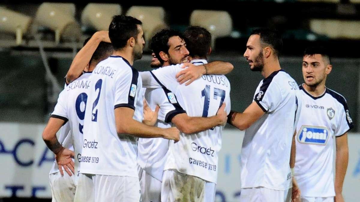 Cavese, vicino il giovane centrocampista Enrico Oviszach