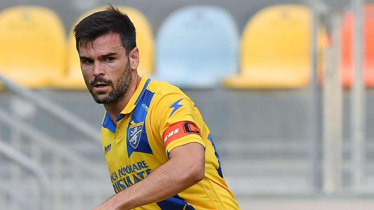 Catanzaro, Brighenti: "Sfida stimolante, voglio la B con questa maglia"