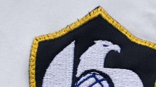 UFFICIALE - Cavese, rinnovo al 2021 con opzione per Flores Heatley