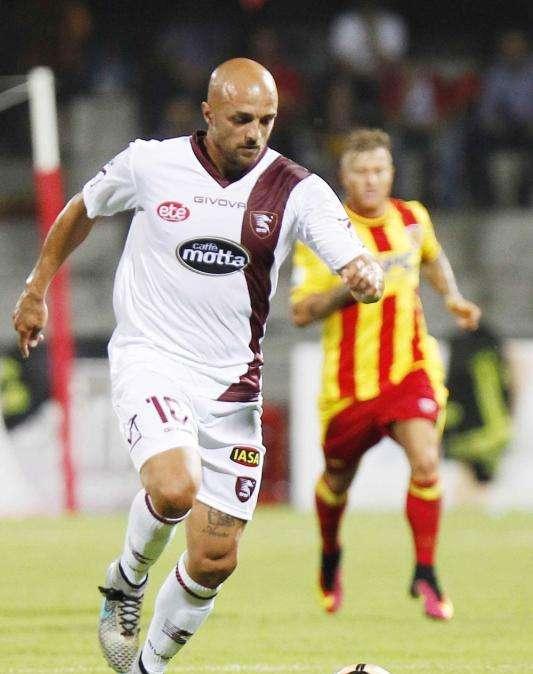 Foggia, è corsa a due per l'out mancino