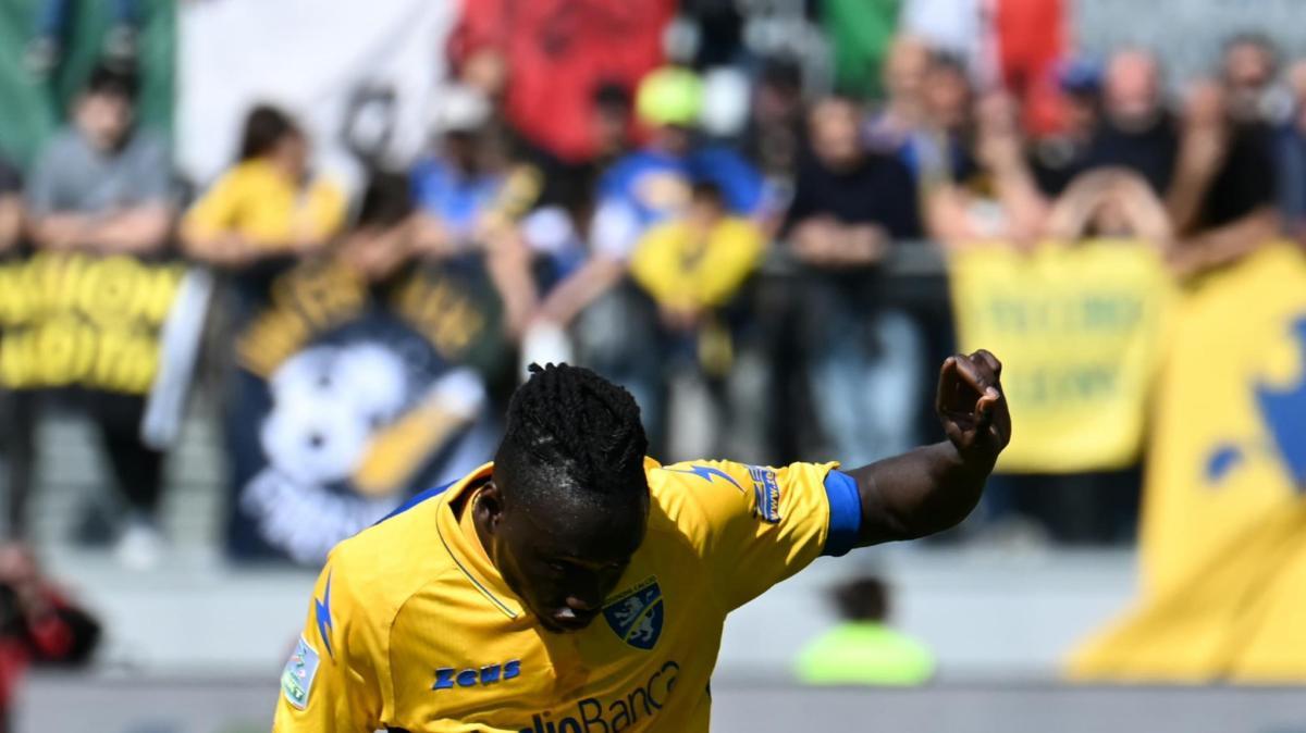 Bari, Darboe può salutare: lo cerca la Juve Stabia in B