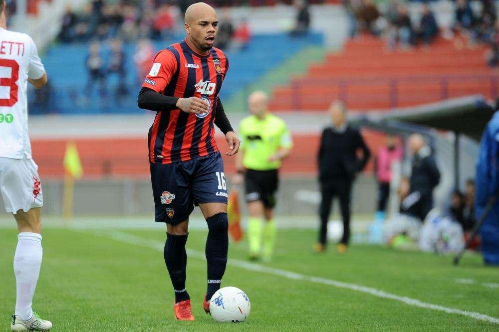 Virtus Francavilla, domani la firma di Baclet