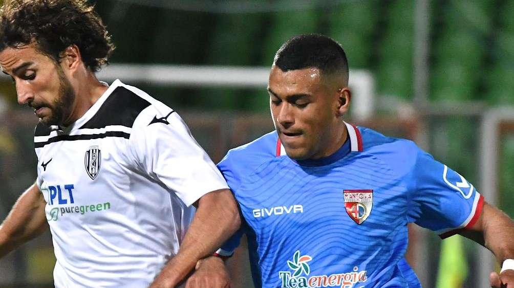 Bari, Cheddira: "Vittoria difficile, ce la meritavamo. Il rigore era netto"