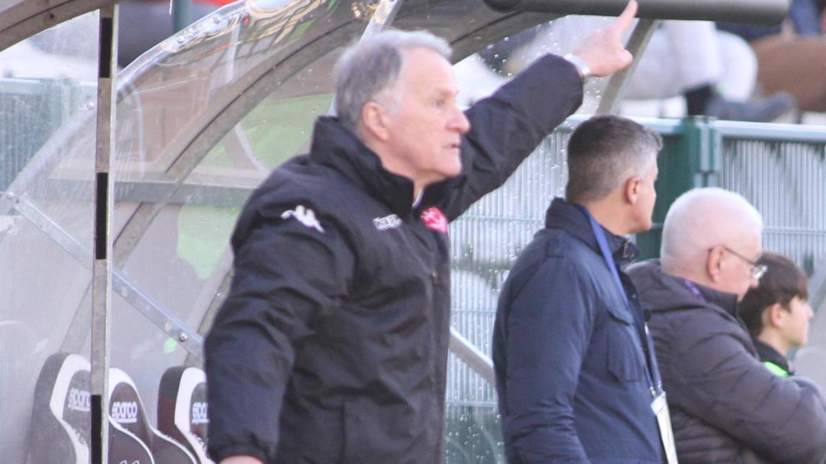 Triestina, Tesser glissa: "Arbitro? La società non vuole parlarne, evito commenti"