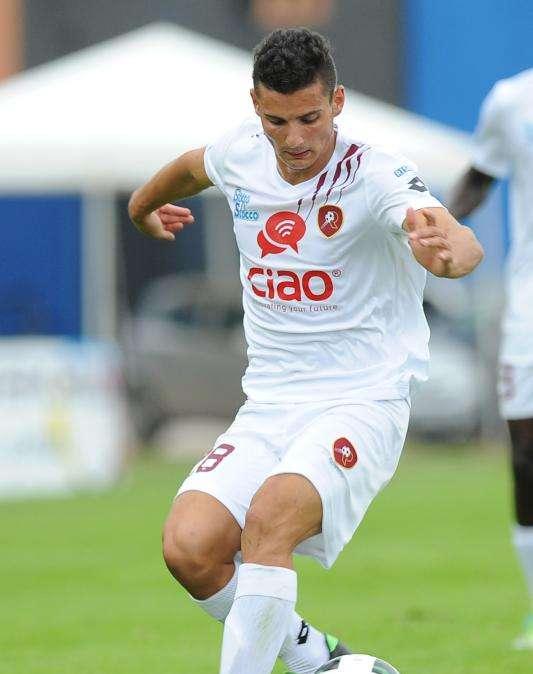 Lecce, su un attaccante una neopromossa in Serie A