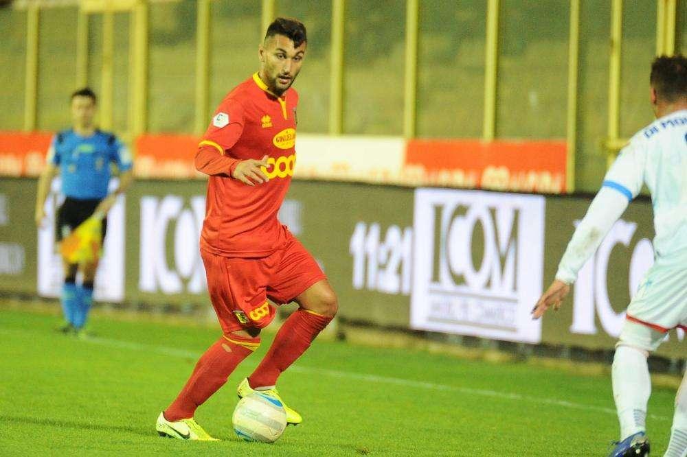 Catanzaro, Greco e Trovato nel mirino: possibile scambio con Maita