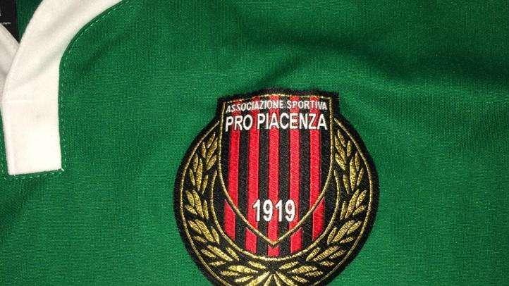 Pro Piacenza, caccia a un attaccante