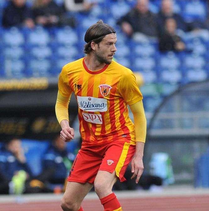 Reggiana, si stringe per il difensore Andrea Costa