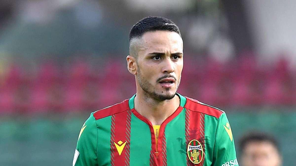 TC - Pescara e Siena sulle tracce di Salzano della Ternana