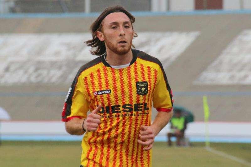 Pordenone, vicino un esterno del Bassano