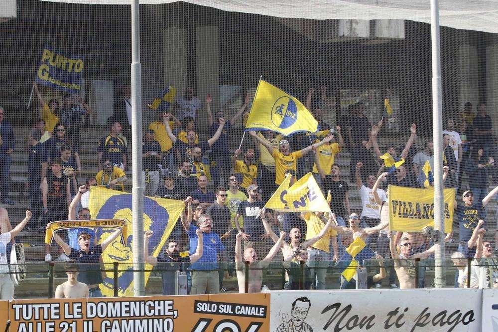 Modena, un mercato oculato alla ricerca dell'occasione giusta