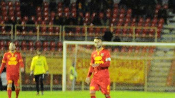 Il Catanzaro blinda Kanouté. Controllo dopo un pestone per l'attaccante