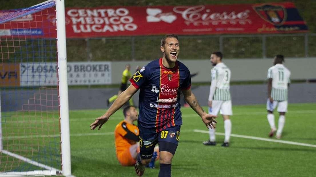 INTERVISTA TC - Picerno, Parigi: "Salvezza blindata, obiettivo playoff"