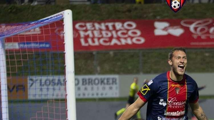 NOTIZIA TC - Ancona, Arzignano e Recanatese seguono Parigi