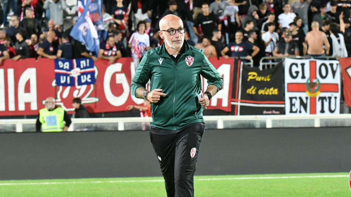Crotone, per la panchina spunta anche Banchieri