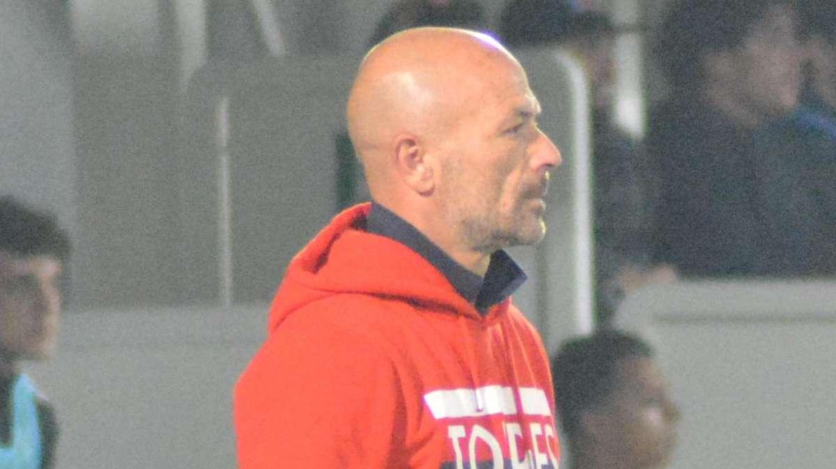 Torres, Greco: "Mentalmente pronti per la B? Non abbiamo alternative che vincere"