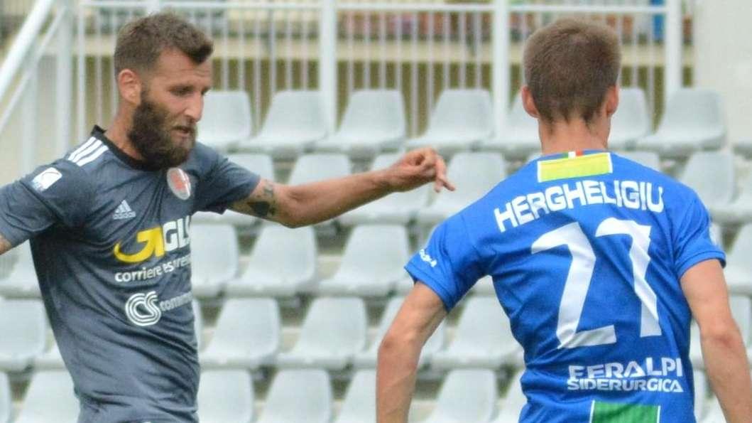 UFFICIALE - Feralpisalò, rinnovo fino al 2023 per Hergheligiu e Tirelli