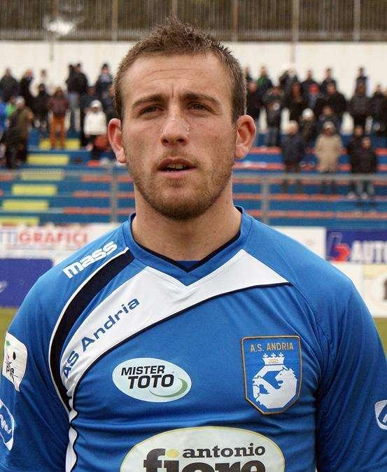 1^ Divisione, Andria corsaro a Cosenza. Decide l'ex di turno Coletti