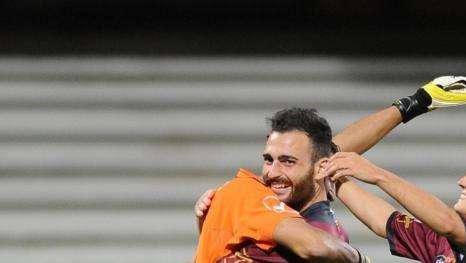 Carrarese, piace un tuo difensore