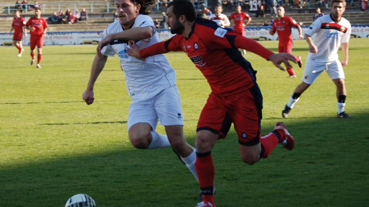 Cosenza, Biancolino e Matteini non partono con la squadra