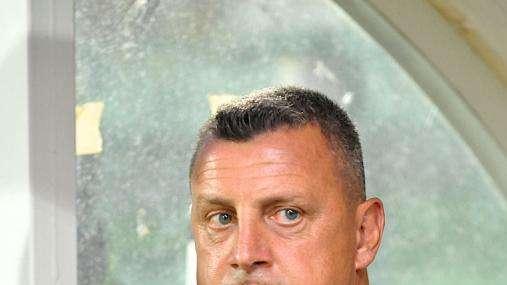 Camplone: "Bari superiore a tutte ma i playoff si giocano con la testa"