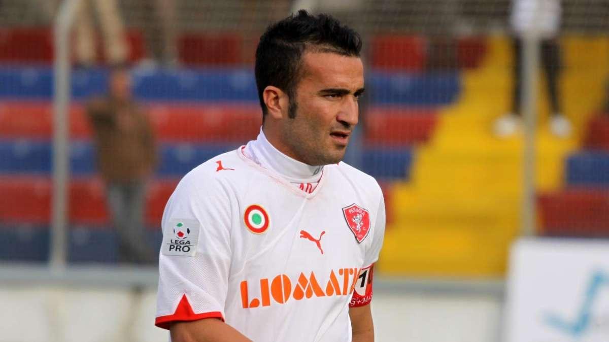 Vigor Lamezia, Maglia: "Speriamo di prendere uno tra Clemente e Galardo"