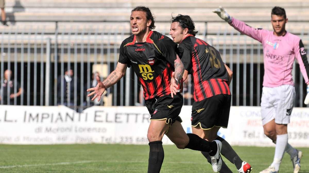 1^ Divisione, il Sorrento con un Paulinho strepitoso sconfigge l'Hellas 