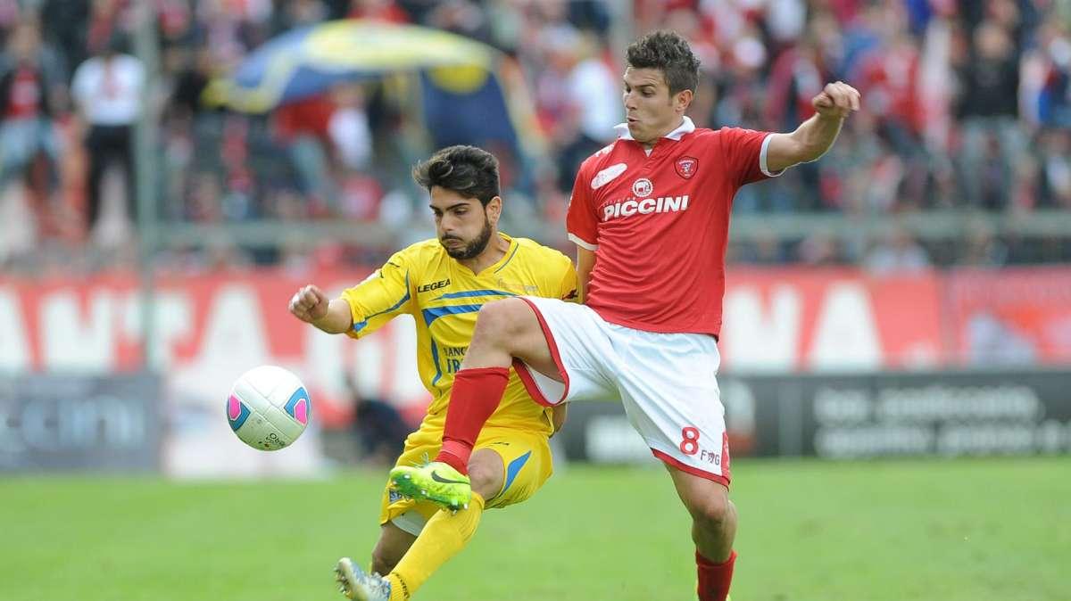 Due club su un centrocampista del Perugia