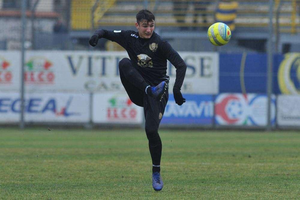Carrarese, Damiani: "Puntiamo in alto nonostante il Monza"