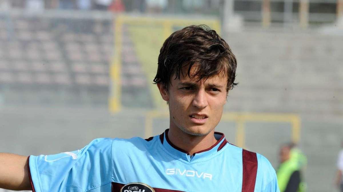 Salernitana, due pretendenti per Gustavo