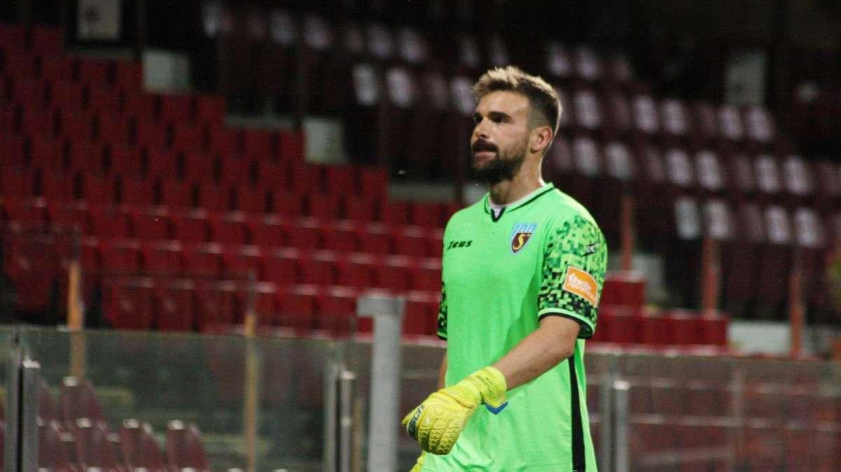 Bari, per la porta piace Micai: c'è anche la Ternana