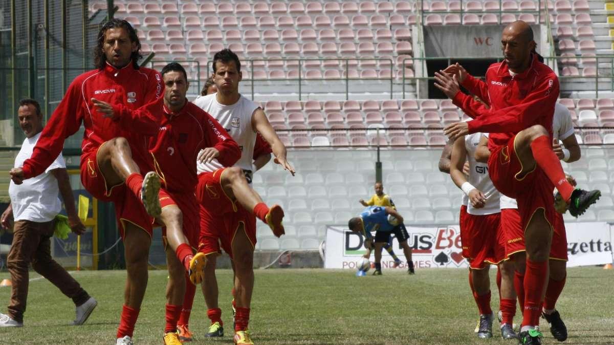 Goleada Messina, aspettando Corona e l'Avellino
