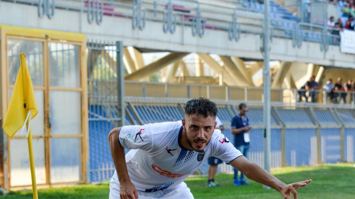 Crotone-Fidelis Andria 2-1, gol e highlights della partita