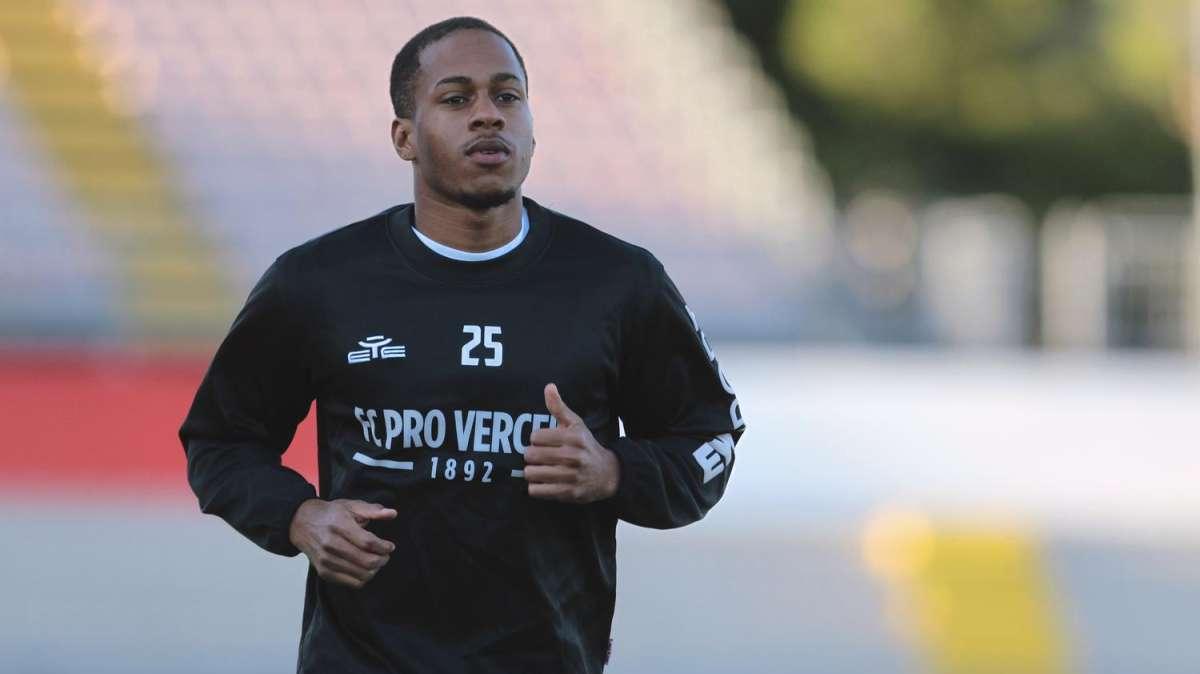 Potenza, volto nuovo per Trocini: in prova l'esterno Allan Blaze