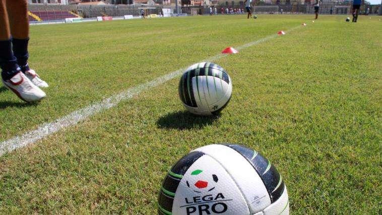 Lega Pro: sul campo con lo spumante in ghiaccio 