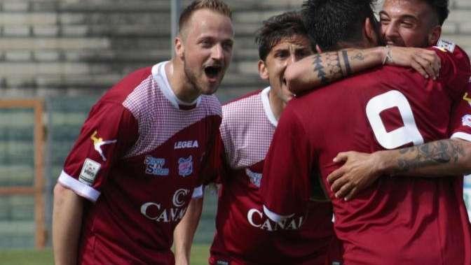 Reggina, si tenta il doppio colpo dal Mantova